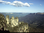 australia - the 3 sisters in the blue mountains.jpg